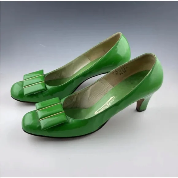 Lime green vintage pump shoes - Picture 2 of 6